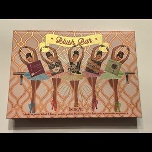 Benefit Blush Bar Blush and Bronzer Palette